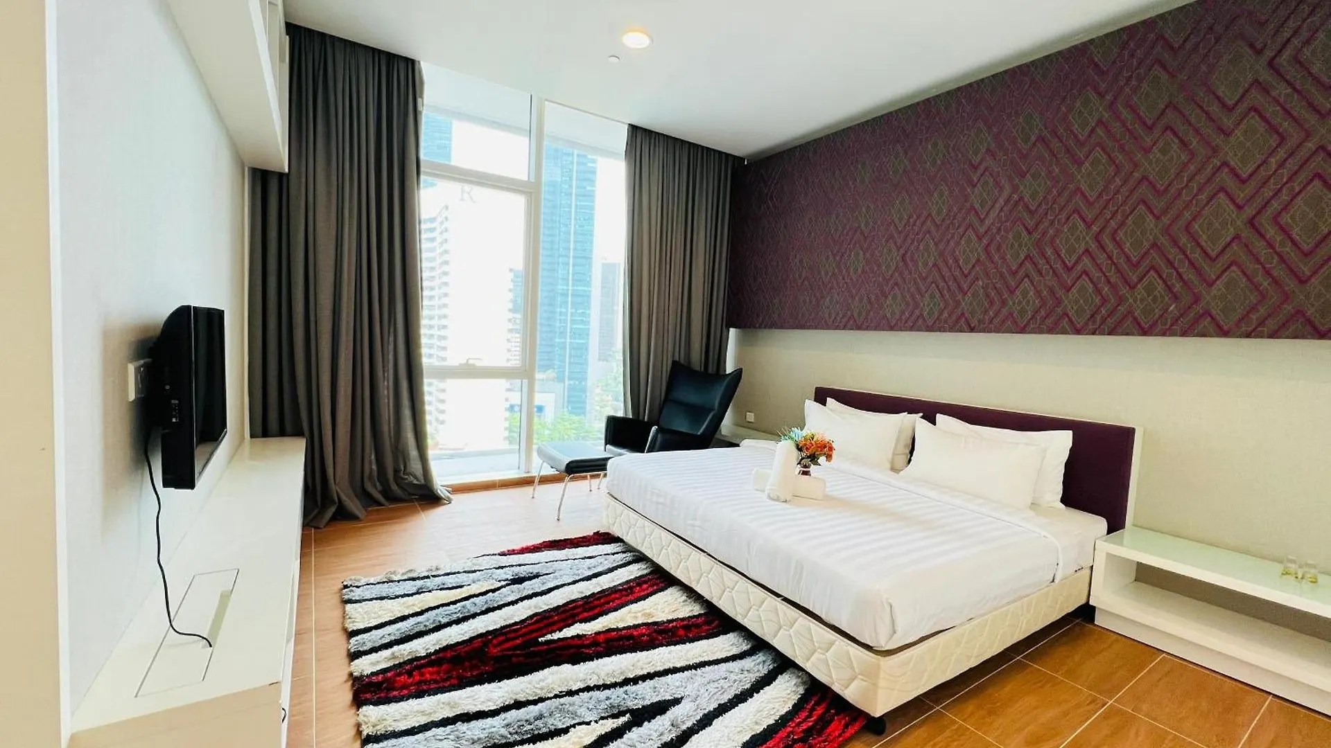 아파트 Platinum Suites Klcc Luxury By Star 쿠알라룸푸르 말레이시아